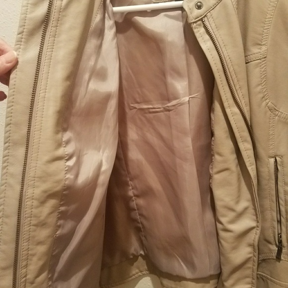 Womens jacket - Picture 4 of 5